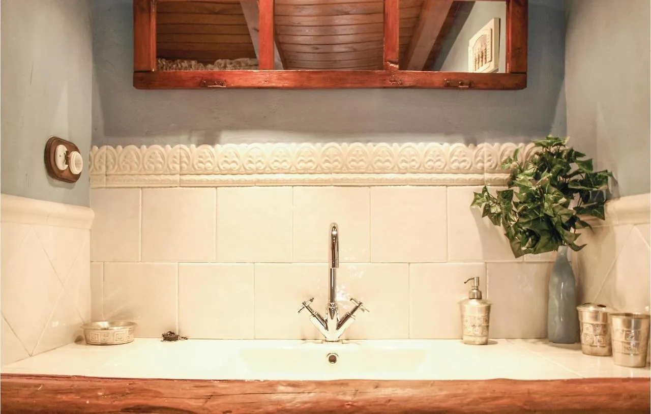 4 Bedroom Nice Home In Villanueva Del Duque Holiday home