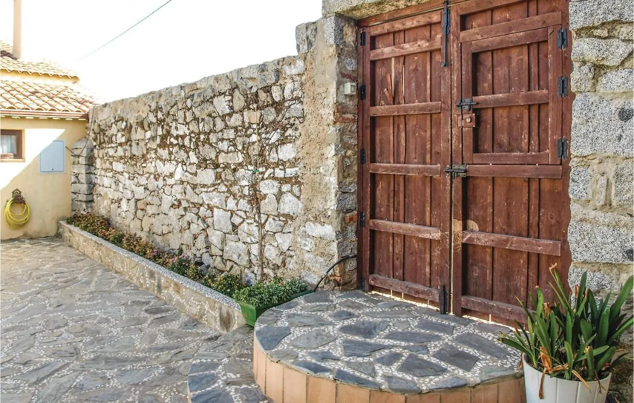 4 Bedroom Nice Home In Villanueva Del Duque Holiday home